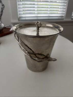 Michael Aram - Hammered Silver-Tone Decorative Ice Bucket with Twisted Handle